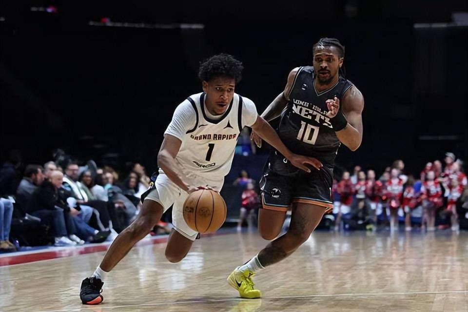 开云体育下载官网-发展联盟大杀四方砍下40分，掘金也可以试试这位全能型后场新秀？